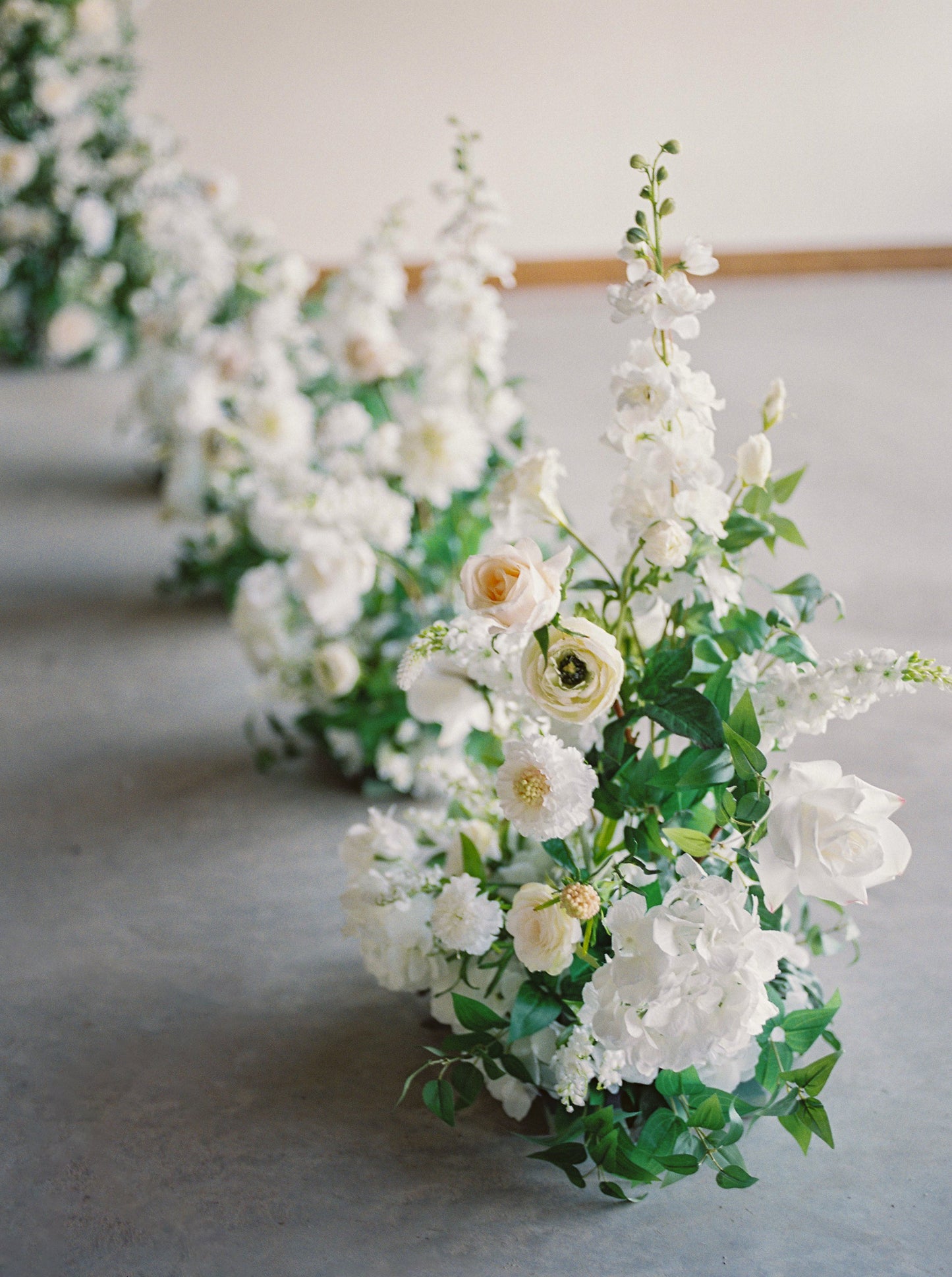 White Wedding Floral Arrangements