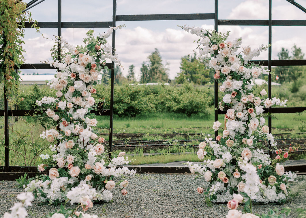 Blush and Pink Flower Arch Pillar